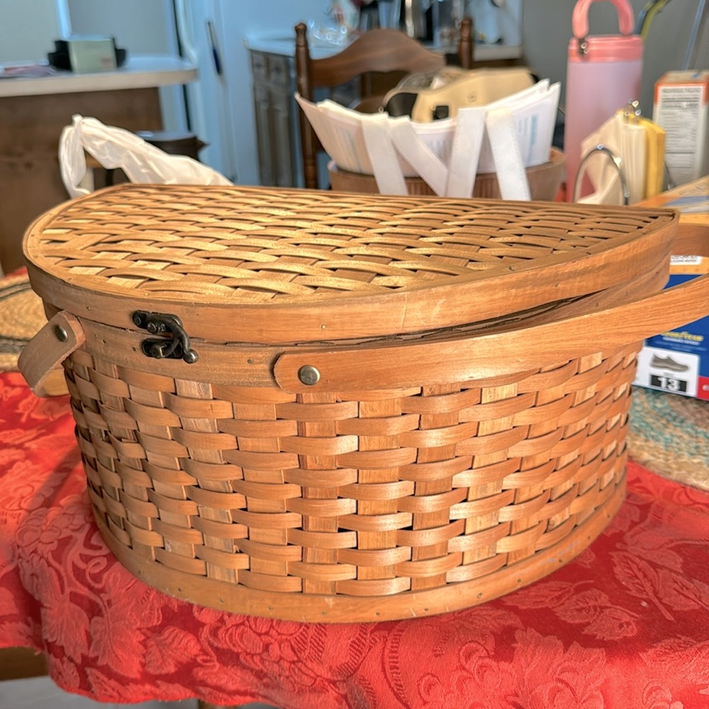 Wicker basket